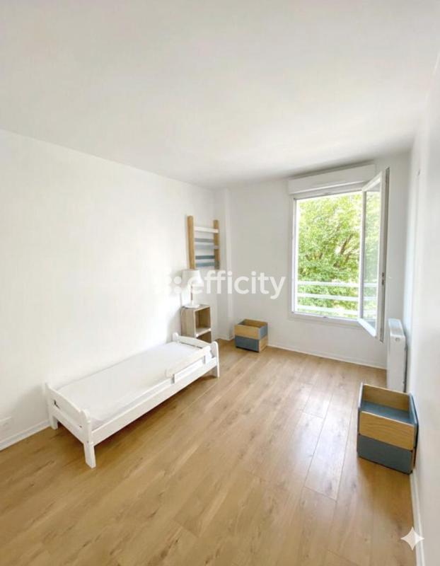 Appartement - 79 m² - 4 pièces