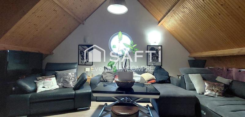 Maison - 162 m² - 8 pièces