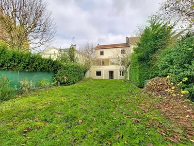 Maison - 149 m² - 4 pièces