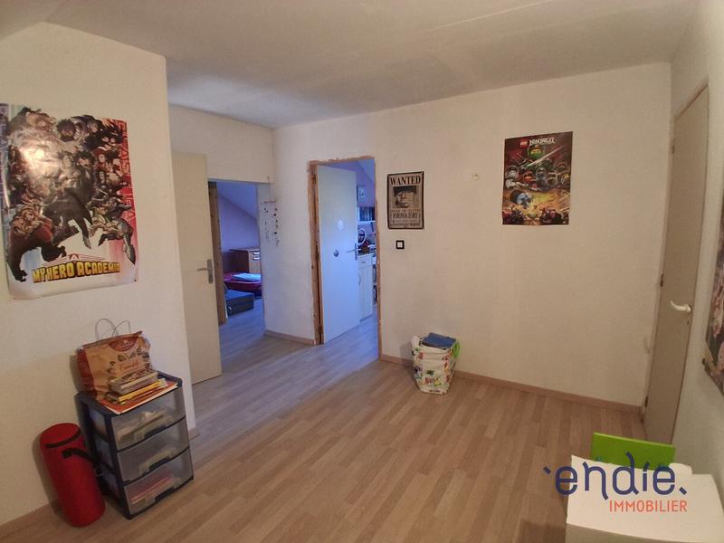 Maison - 162 m² - 9 pièces