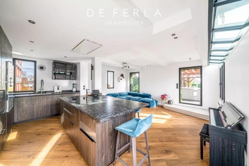 Penthouse - 87 m² - 4 pièces