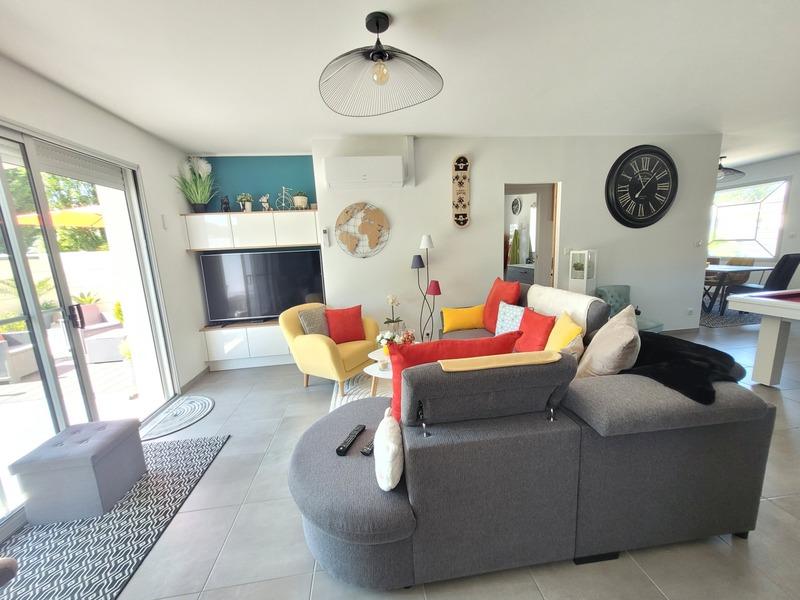 Maison - 90 m² - 5 pièces