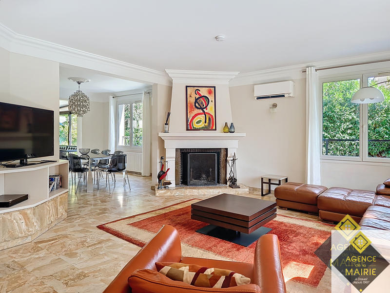 Maison - 170 m² - 6 pièces