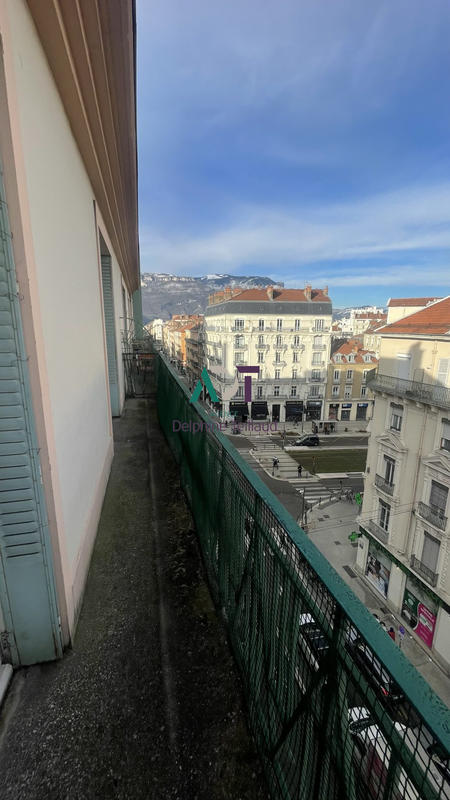 Appartement - 71 m² - 3 pièces