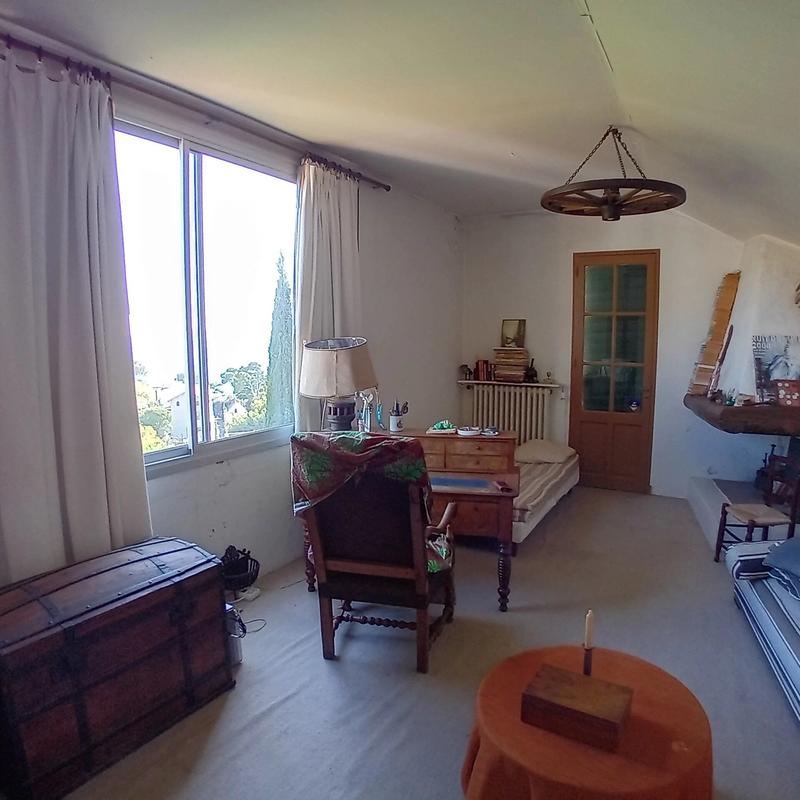 Maison - 140 m² - 4 pièces