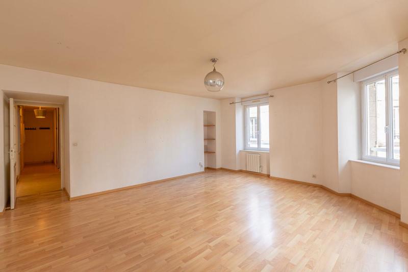 Appartement - 75 m² - 4 pièces
