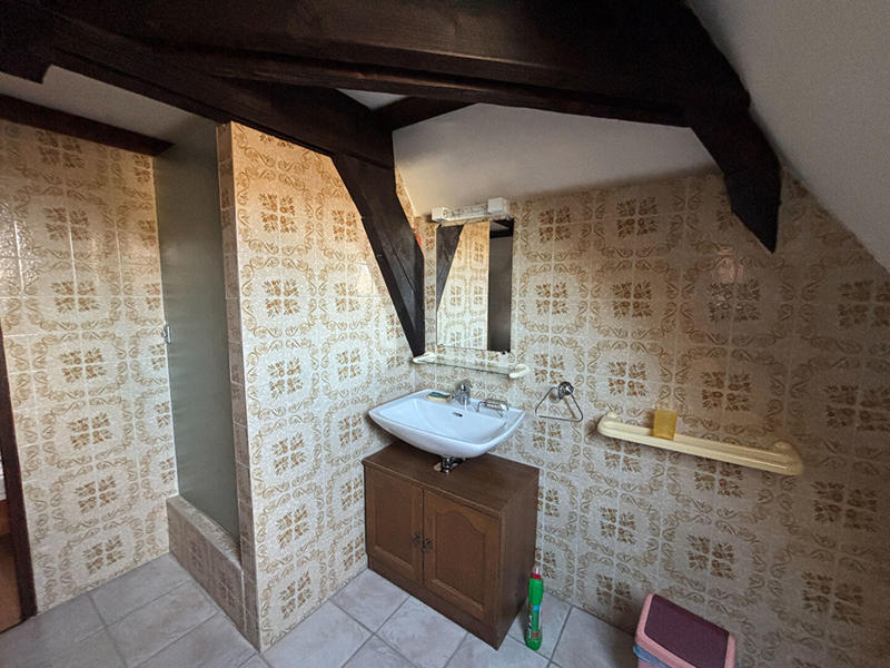 Maison - 199 m² - 9 pièces