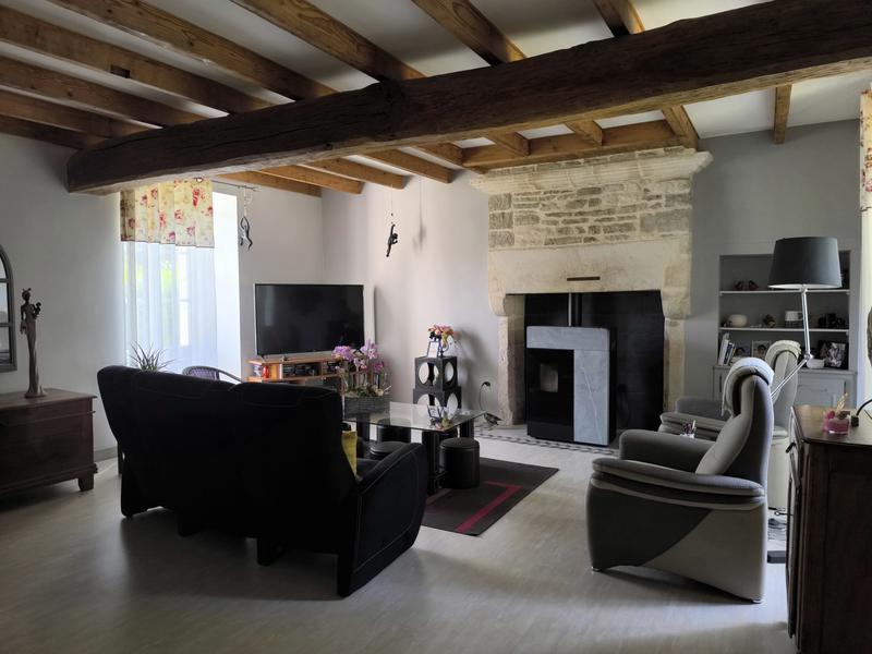 Maison - 186 m² - 5 pièces