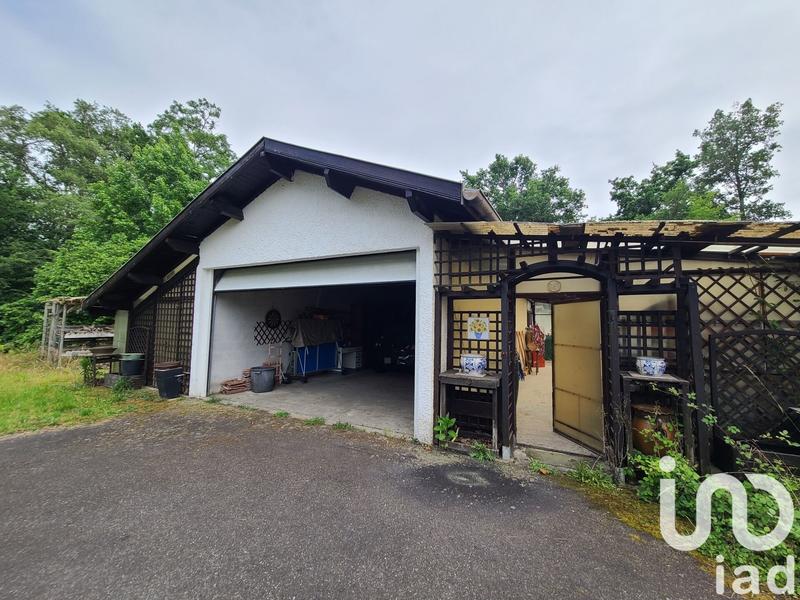 Maison - 232 m² - 8 pièces