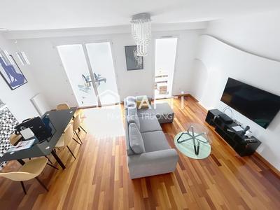 Appartement - 92 m² - 4 pièces