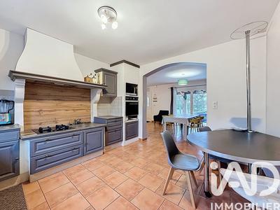 Maison - 168 m² - 6 pièces