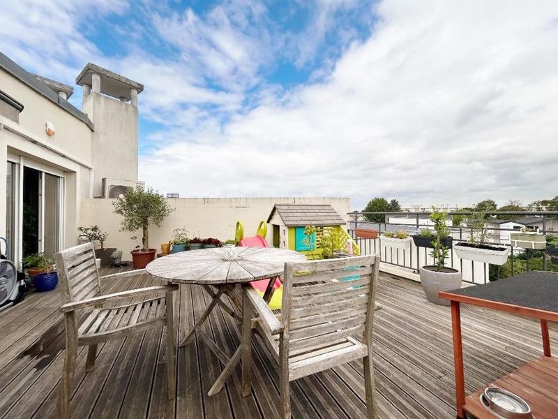 Appartement - 112 m² - 5 pièces