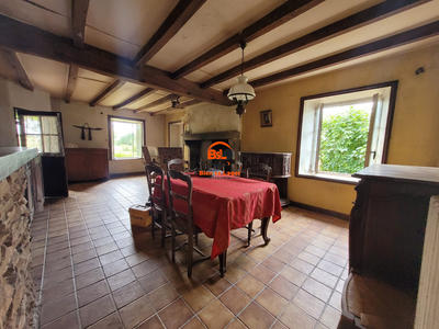 Maison ancienne - 87 m² - 3 pièces