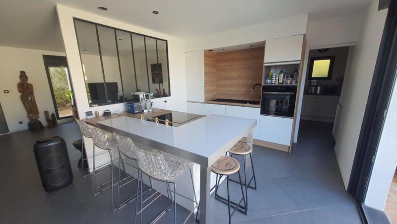 Maison - 130 m² - 7 pièces