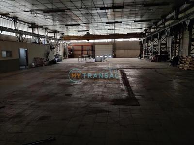 Entrepôt - 1 565 m²