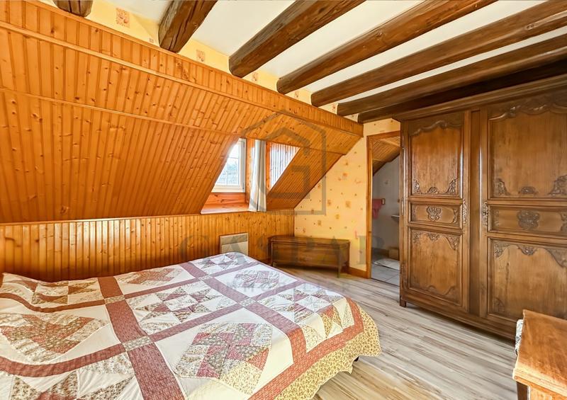 Maison - 453 m² - 17 pièces