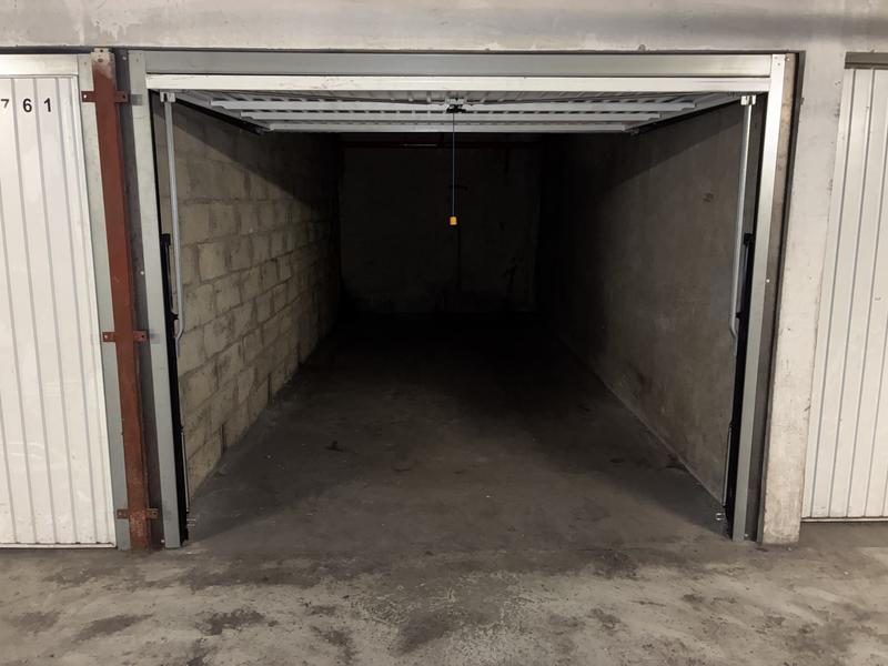 Parking / Garage - 15 m²