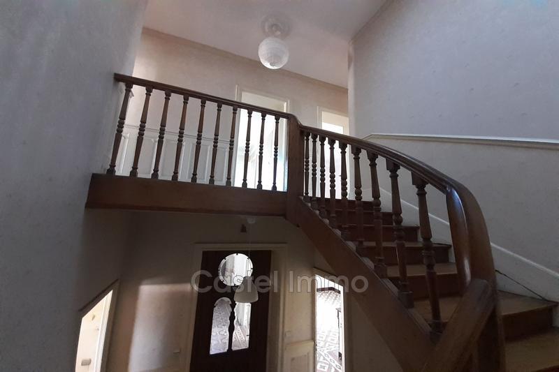 Maison - 197 m² - 14 pièces