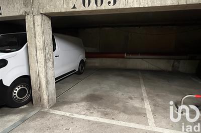 Parking - 11 m²