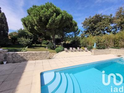 Maison - 405 m² - 17 pièces