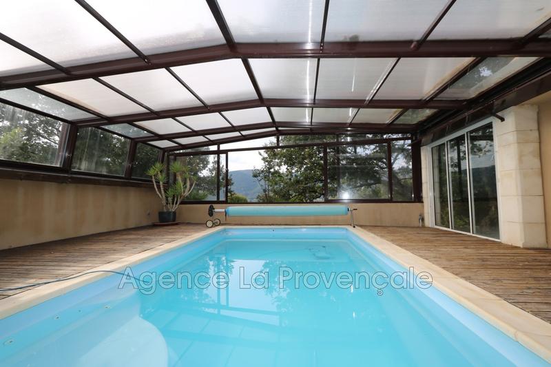 Villa - 175 m² - 6 pièces