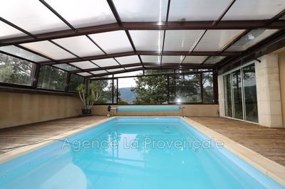 Villa - 175 m² - 6 pièces