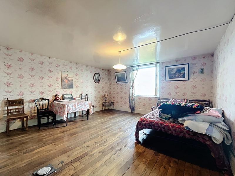 Maison ancienne - 180 m² - 8 pièces