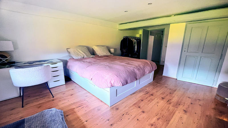 Maison - 452 m² - 10 pièces