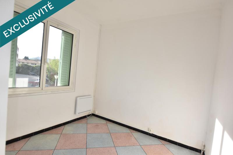 Appartement - 110 m² - 6 pièces