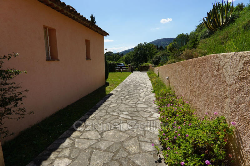 Maison - 90 m² - 3 pièces