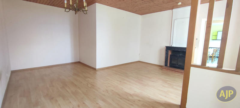 Maison - 143 m² - 5 pièces