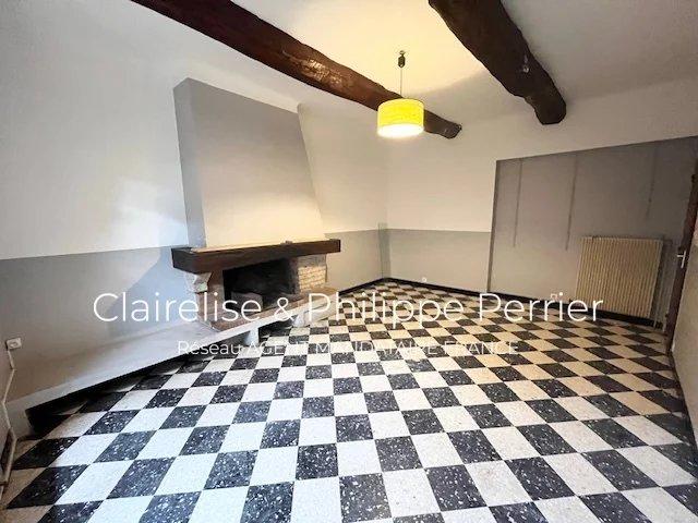 Maison de village - 100 m² - 5 pièces