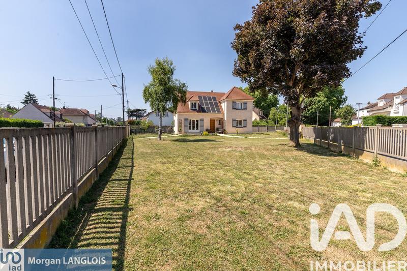 Maison - 110 m² - 6 pièces