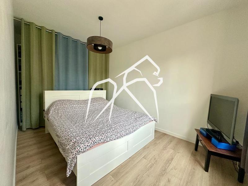 Appartement ancien - 159 m² - 5 pièces