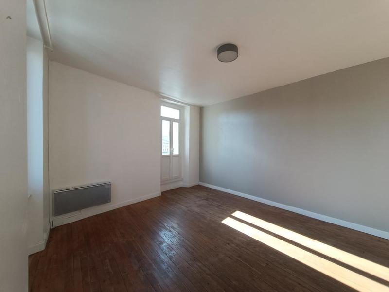 Appartement - 62 m² - 2 pièces