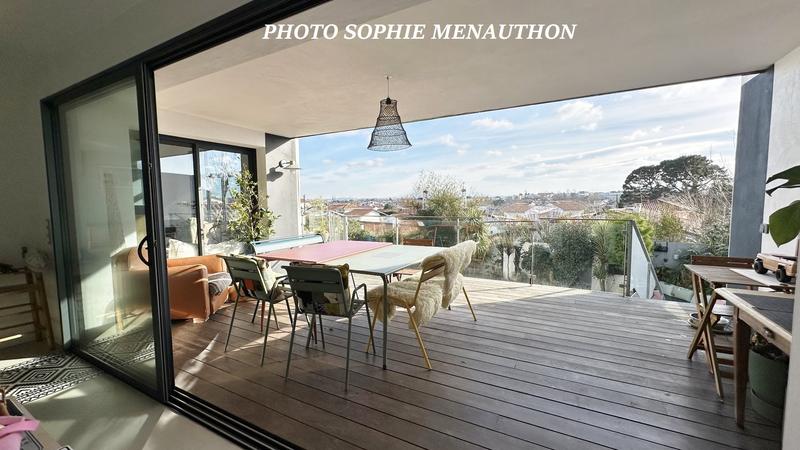 Maison d'architecte - 232 m² - 6 pièces