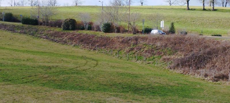 Terrain agricole - 8 400 m²