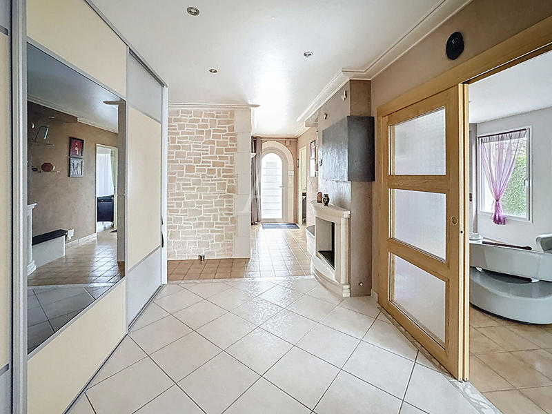 Maison - 160 m² - 7 pièces