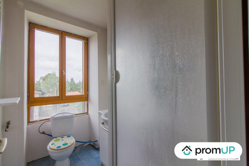 Maison - 240 m² - 8 pièces