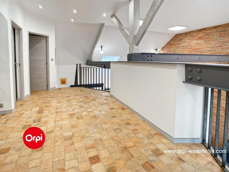 Maison - 104 m² - 4 pièces