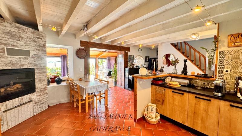 Maison de village - 156 m² - 7 pièces