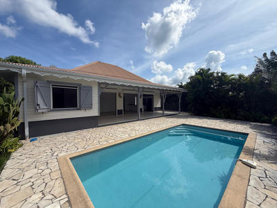 Maison - 115 m² - 5 pièces