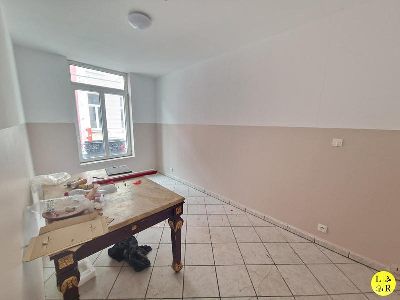 Local commercial - 341 m²