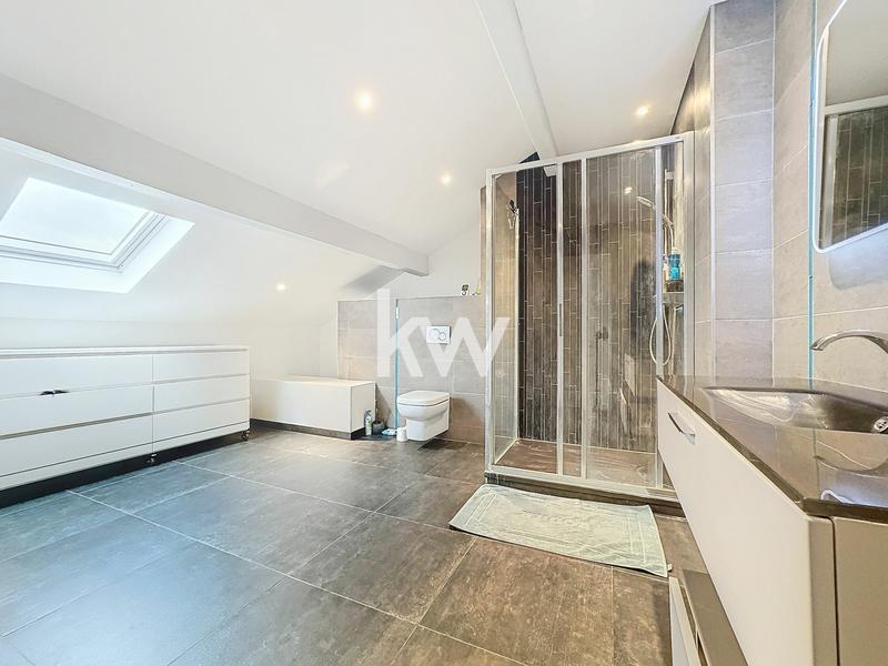 Duplex - 165 m² - 5 pièces