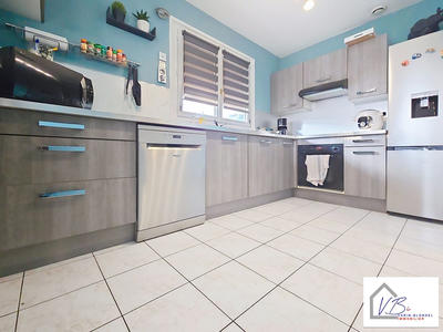 Maison - 84 m² - 4 pièces