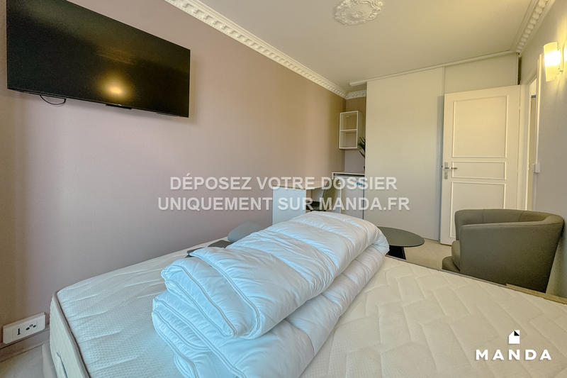 Chambre - 14 m² - 6 pièces