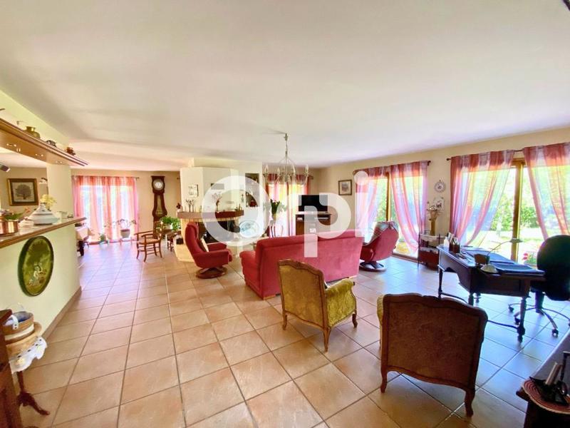 Maison - 185 m² - 5 pièces