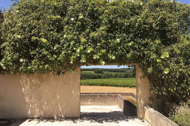 Maison - 355 m² - 4 pièces