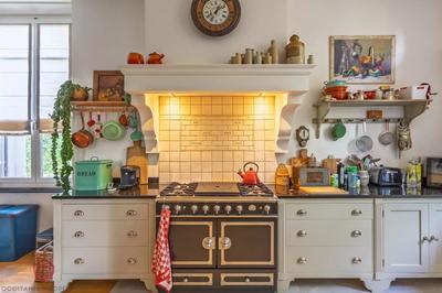 Maison de maîtres - 240 m² - 10 pièces