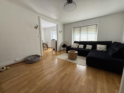 Appartement - 90 m² - 3 pièces